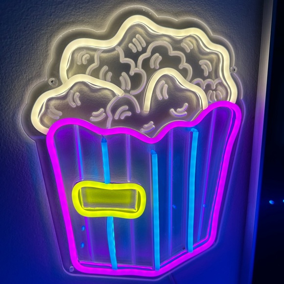 Popcorn Shaped Neon Sign Night Light USB Wall Hanging LED Decor Lamp - Picture 4 of 8